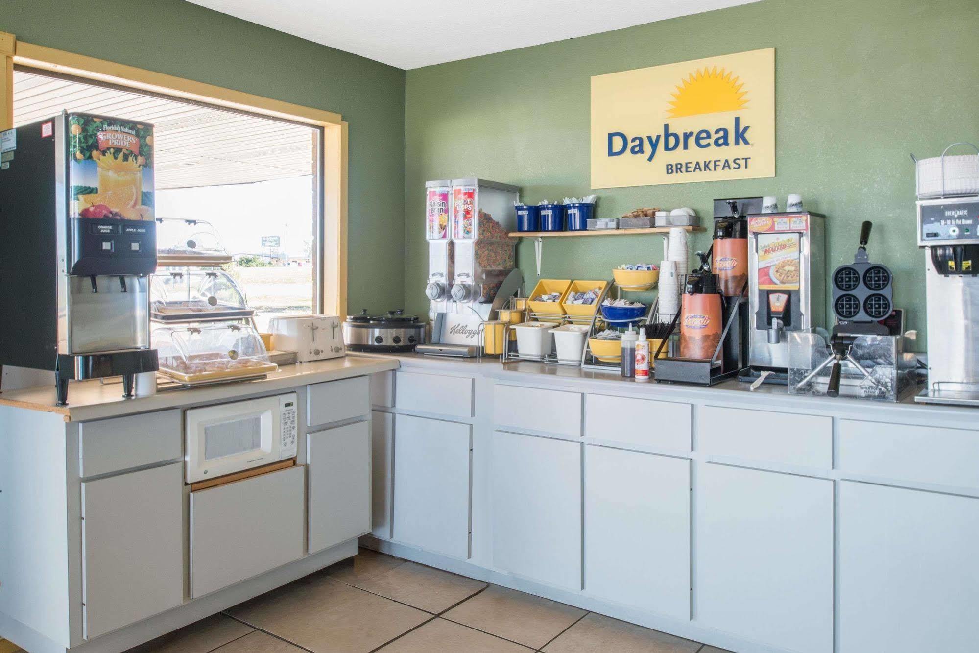 Days Inn By Wyndham Mountain Grove Dış mekan fotoğraf